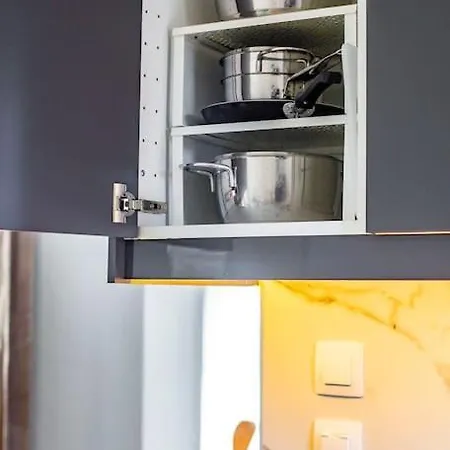 Shiny And Relaxing 5th Floor Daire Selanik